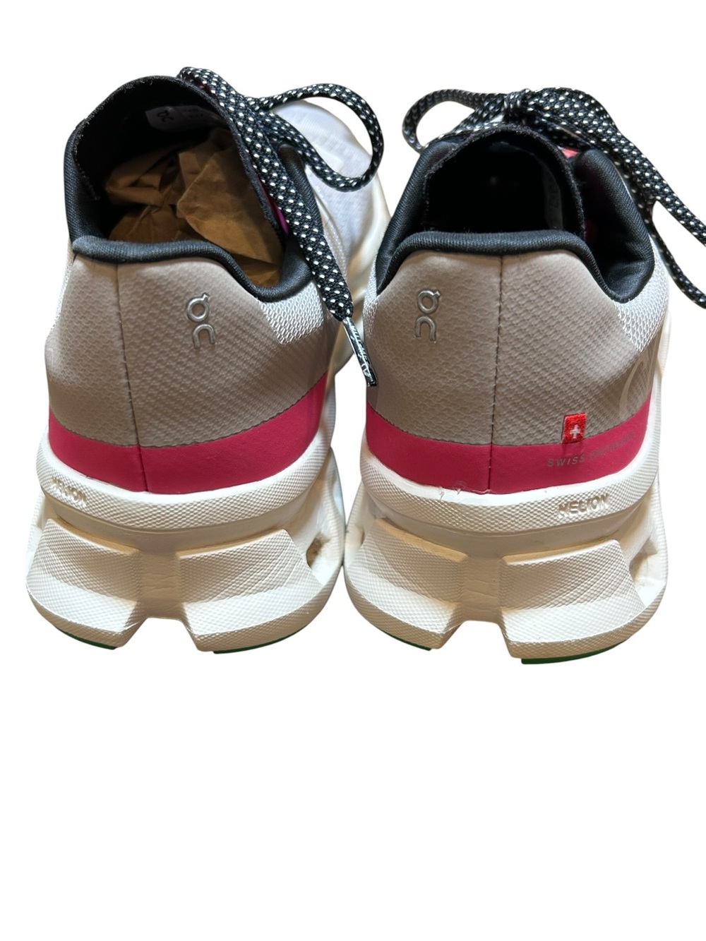 Oncloud Women’s Cloudmonster tennis running shoes size 10.5 97652 ivory lace up - Picture 3 of 9